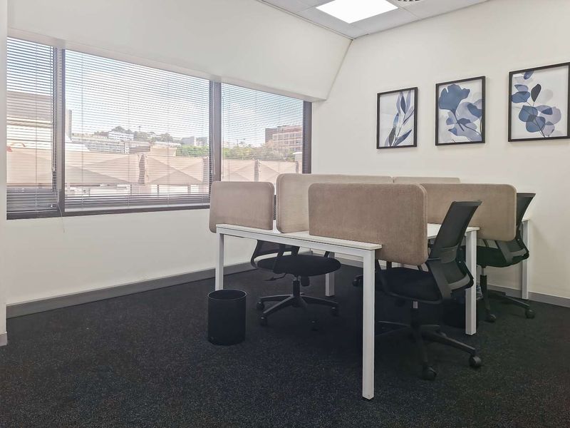 Workspaces, services and support to help you work better in HQ Killarney Mall - Photo 3