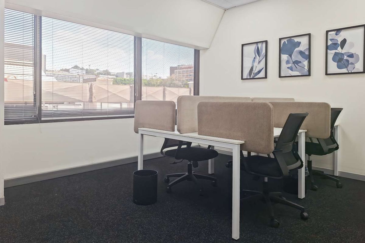 Workspaces, services and support to help you work better in HQ Killarney Mall - Photo 3