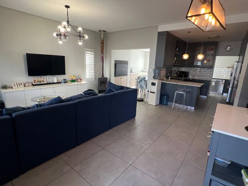 3 Bedroom House For Sale In Stonewood Estate, Bonnie Brae, Kraaifontein - Photo 3