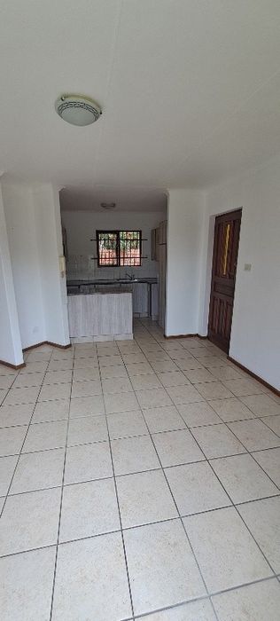 Property #2567012, Townhouse Rental Monthly in Greenshields Park