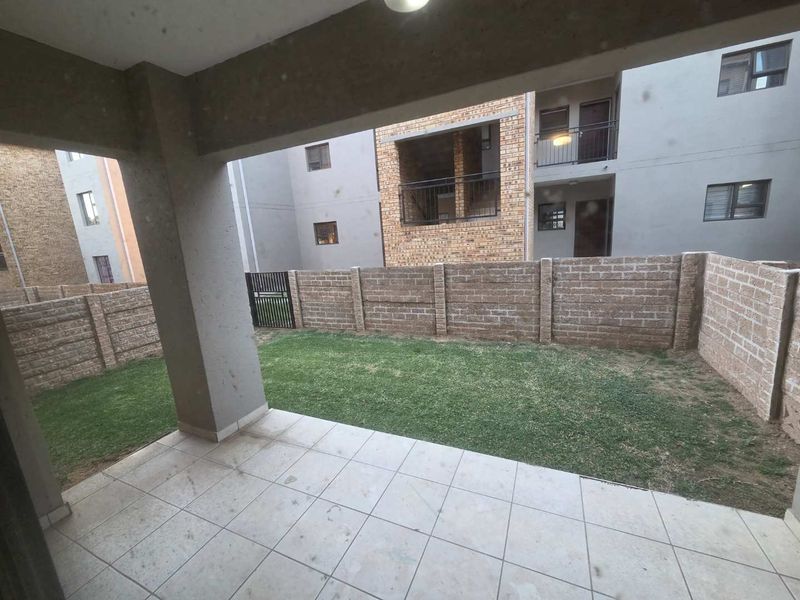 2-Bedroom Garden Unit - Photo 10