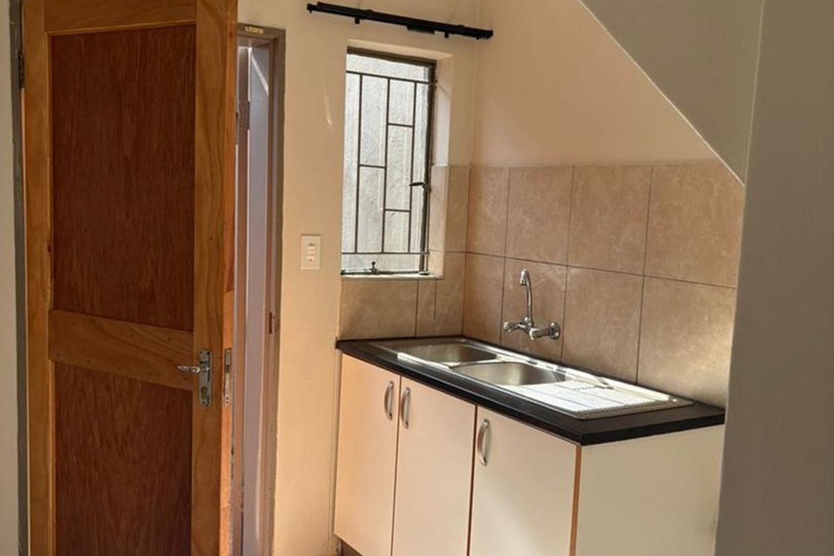Apartment for sale,Khomasdal - Photo 2