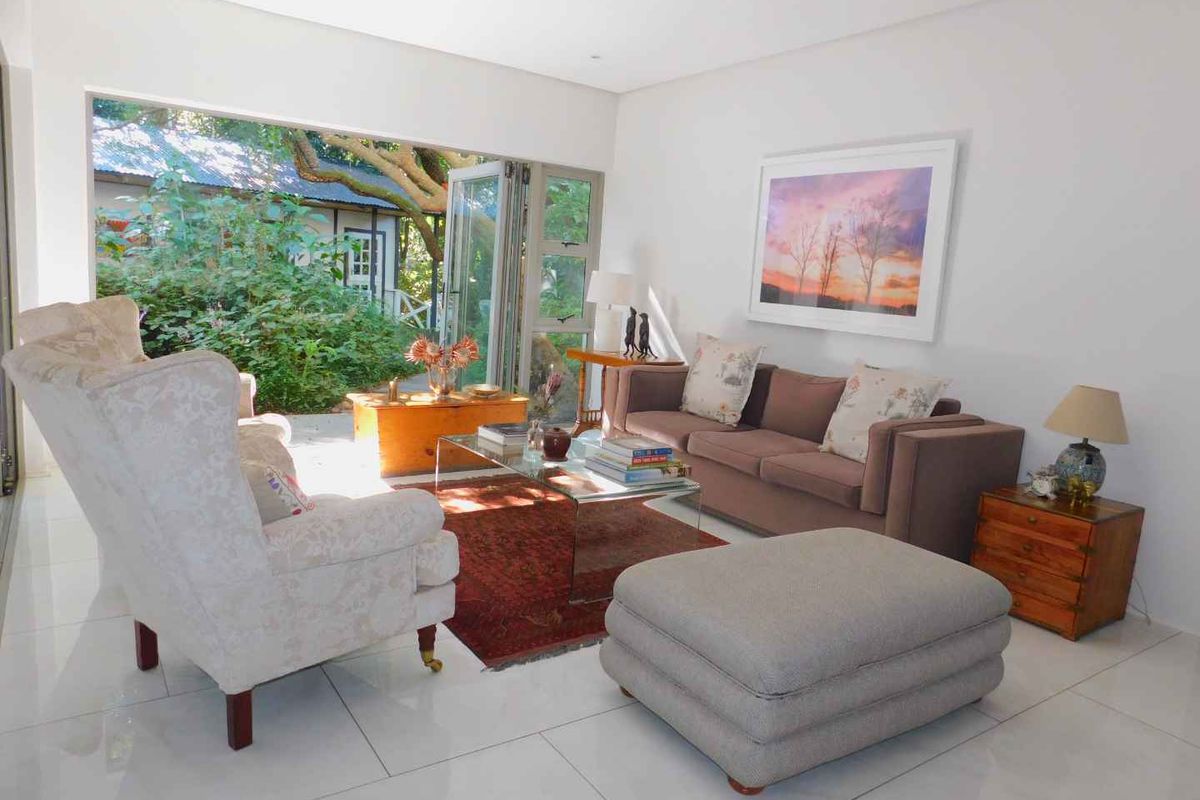 3 bedroom fully furnished home in Benmore Gardens - Photo 3