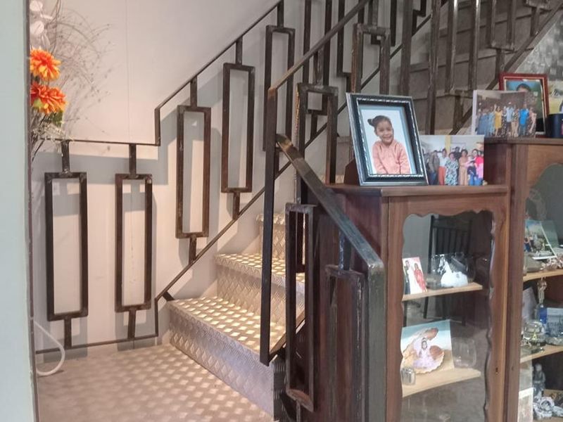 6 BEDROOM DOUBLE STOREY FAMILY HOME FOR SALE!!! - Photo 5