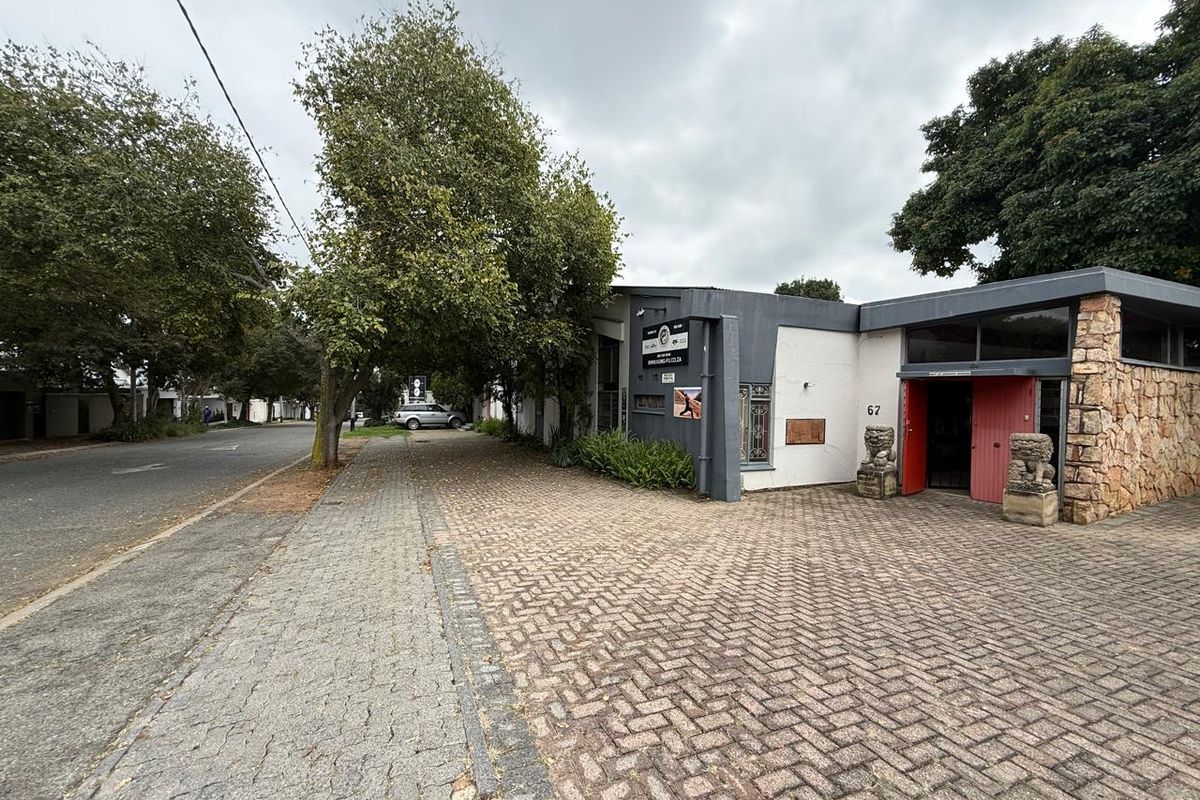 Charming Parkhurst Property for Sale - R7,900,000 - Photo 2