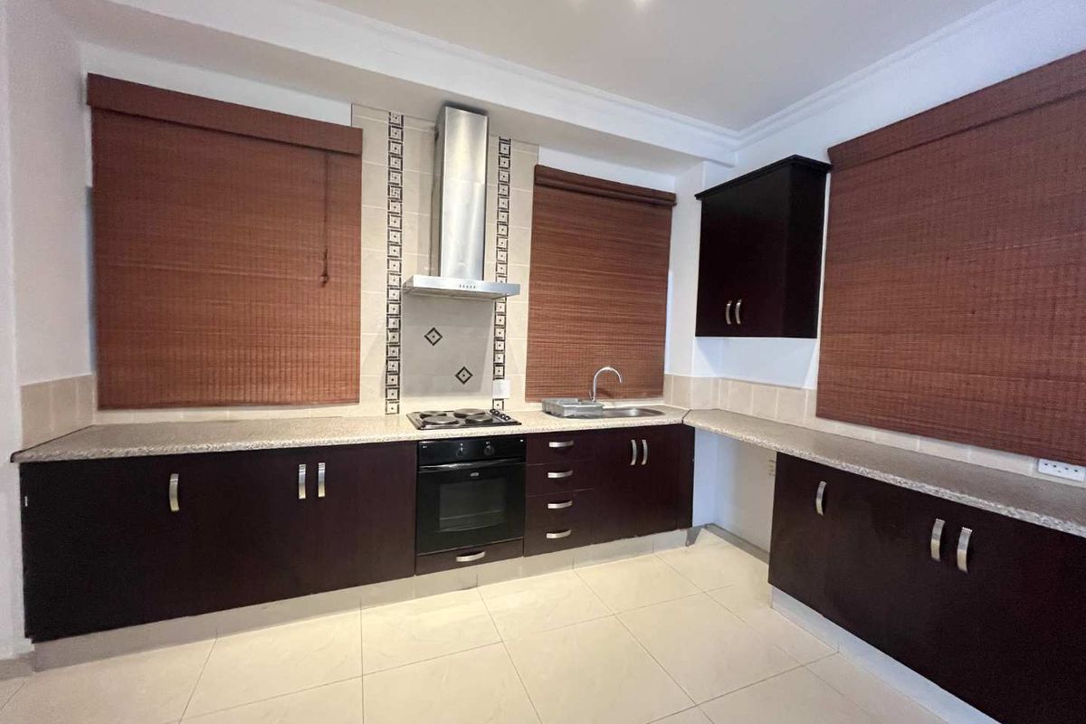 Hendra - Very Spacious 1 Bedroom Umhlanga apartment - Photo 2
