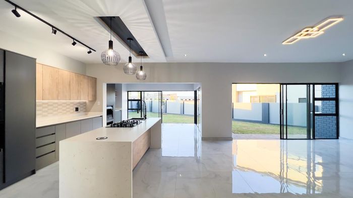 Property #2485463, House For Sale in Fountainbrook Estate