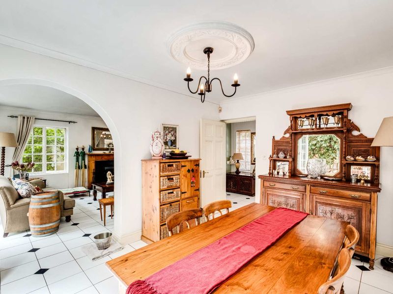 Lived in and loved dearly! - Photo 8