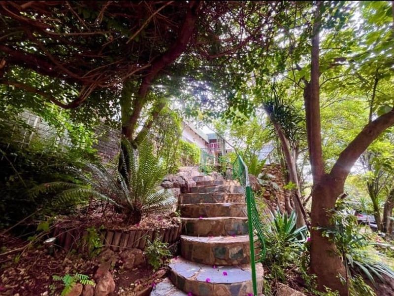 4 Bedroom House for Sale in Alan Manor - Photo 3