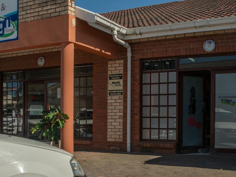 Well, situated Commercial Building  for sale in Port Alfred. - Photo 2