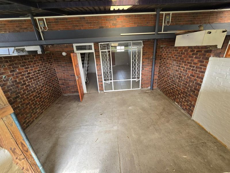 2 Bedroom apartment in Rietfontein - Photo 3