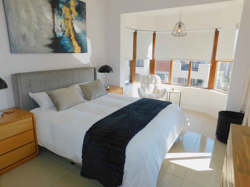 2 bedroom fully furnished apartment in Bryanston - Photo 2