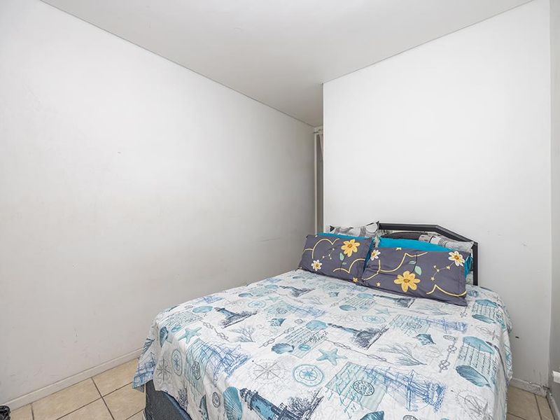 2-Bedroom Apartment with Secure Parking, Storeroom & Lifestyle Amenities in Liberty Grand - Photo 10