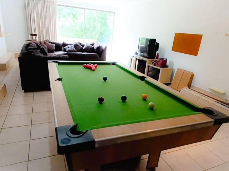 Property for Sale: Stunning 6-Bedroom House in Boschenvaal Eco Estate - Photo 8