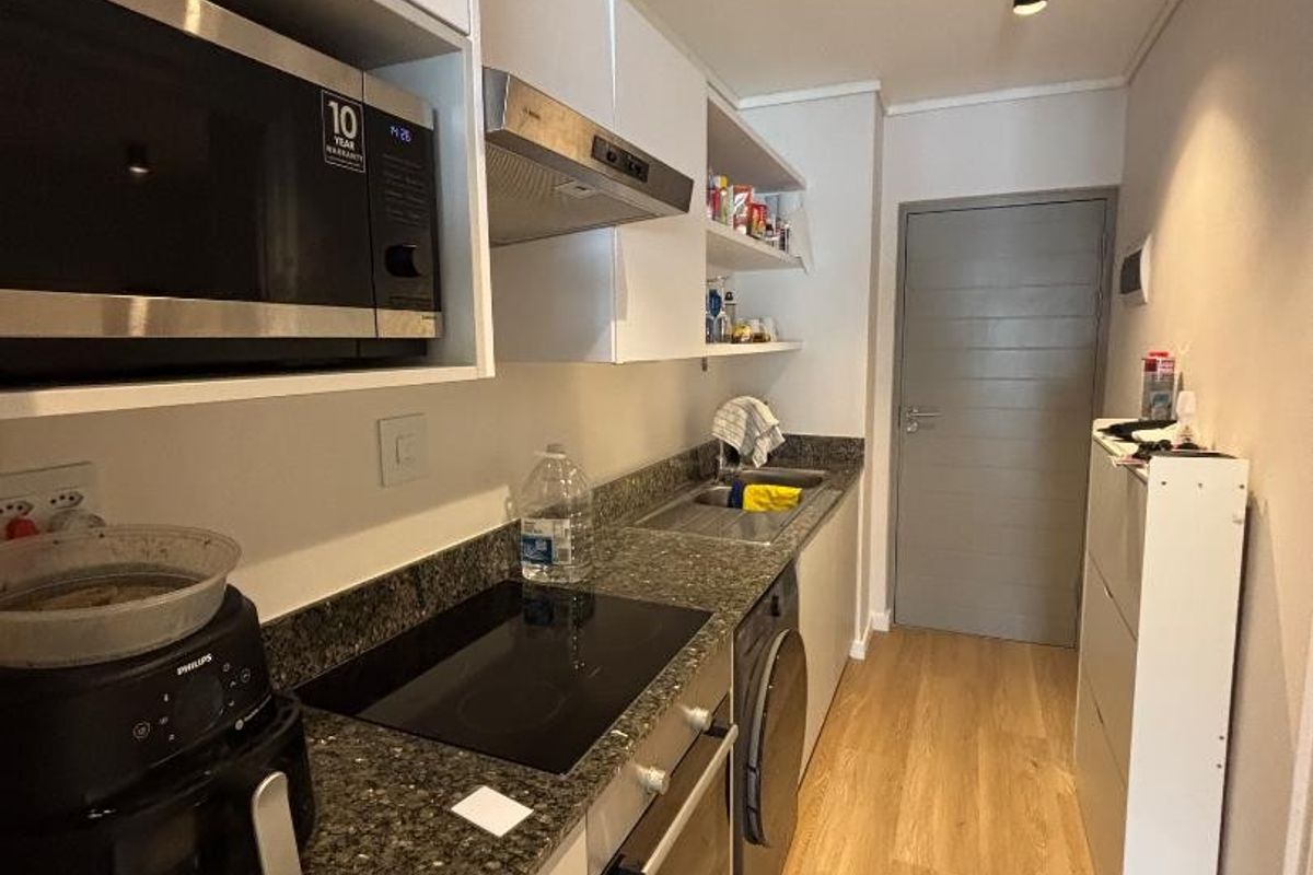 Modern 1 Bedroom Fully Furnished Apartment To Rent - Photo 2