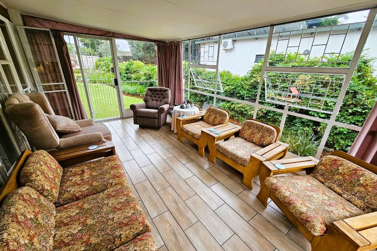 Charming 4-Bedroom Family Retreat in the Heart of Valhalla, Centurion - Photo 3