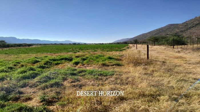 Property #2285968, Small Holding For Sale in Otavi Central