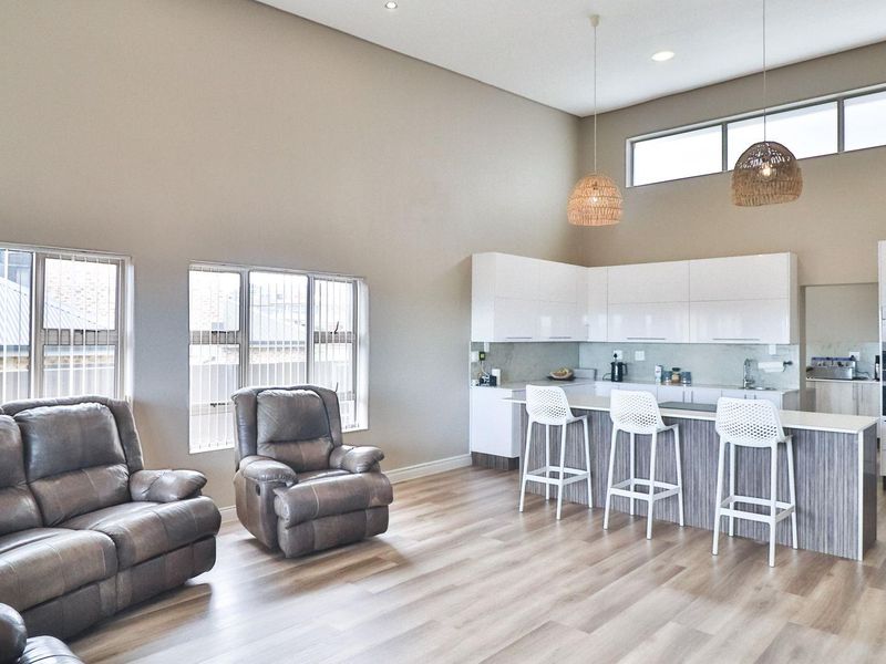 MONTE CHRISTO: WHAT A HOME & LIFESTYLE ON OFFER - Photo 7
