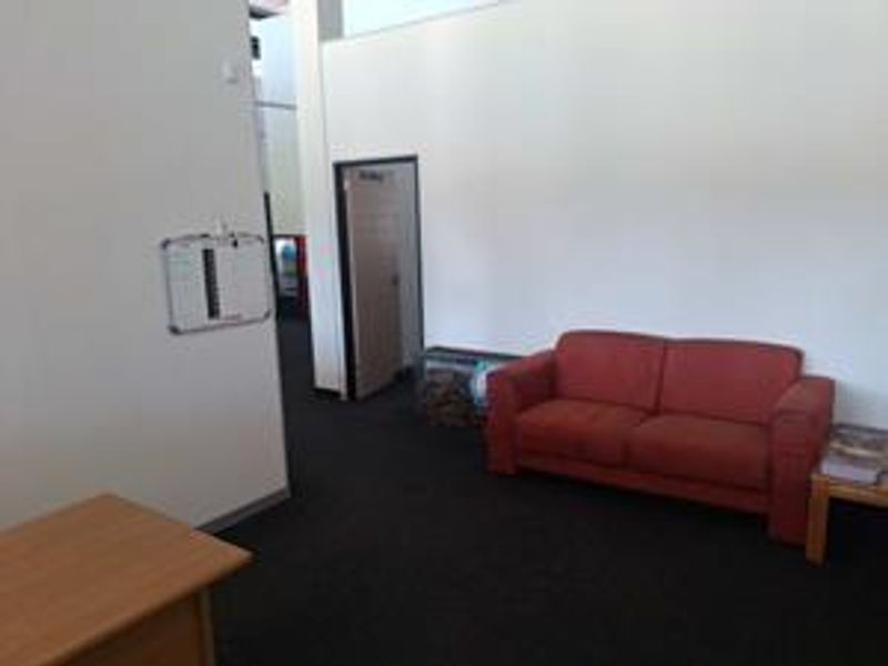 Office To Let - Agra Hyper - Photo 1