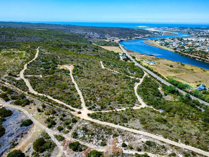 Exceptional investment opportunity in Stilbaai-Oos. - Photo 3
