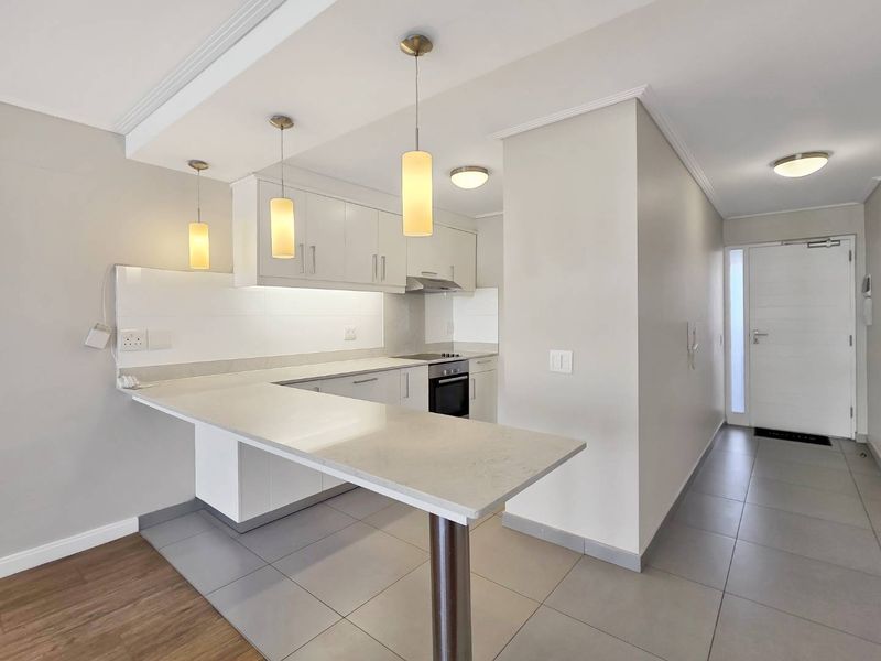 Exceptional 2 Bedroom 2 Bathroom Apartment with Views - Photo 5