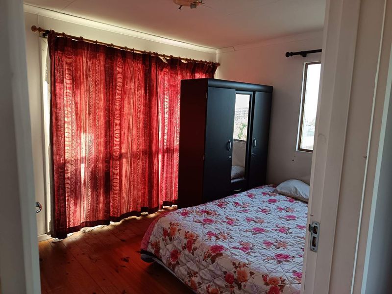 Hidden gem waiting for your personal touch - Photo 10