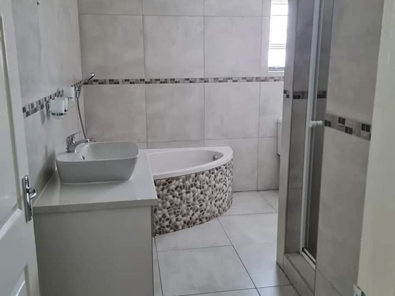 Step into this beautiful maintained and very neat family home, perfectly located in Extension 6, Okahandja. - Photo 7