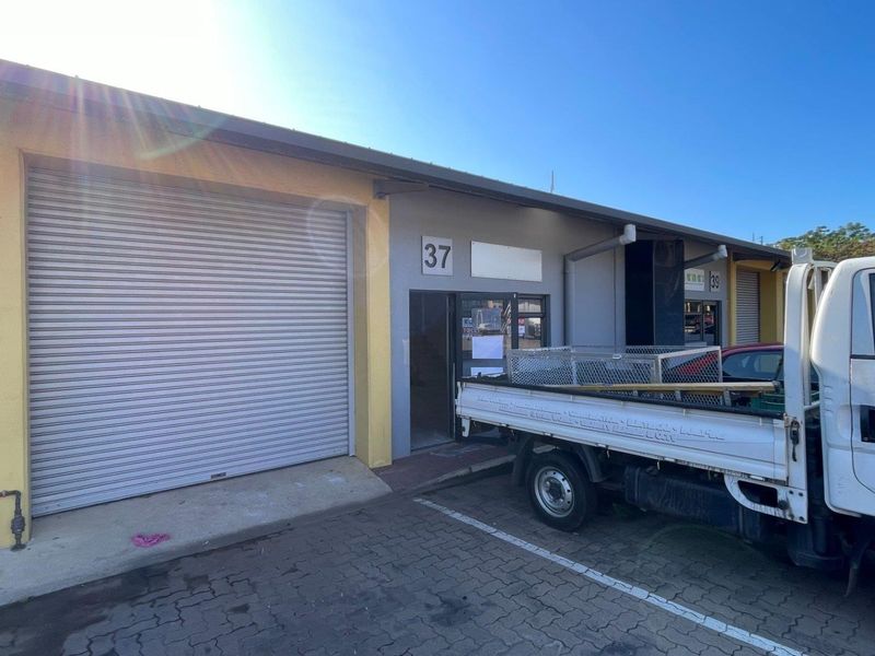 Versatile Mini Warehouse To Let in Cornubia Industrial Precinct | 139m2 - Photo 9