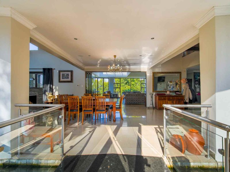 A Magnificent Family Estate Offering Space, Privacy and Spectacular Views - Photo 7