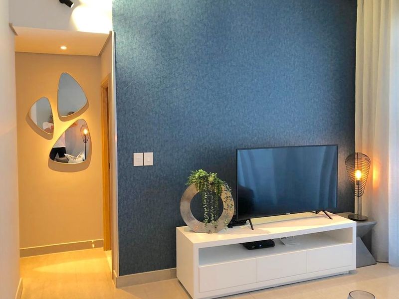 Where Luxury Meets Convenience - Photo 5