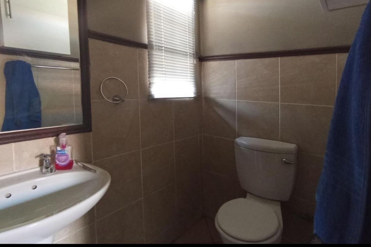 1 Bedroom Apartment - Photo 4