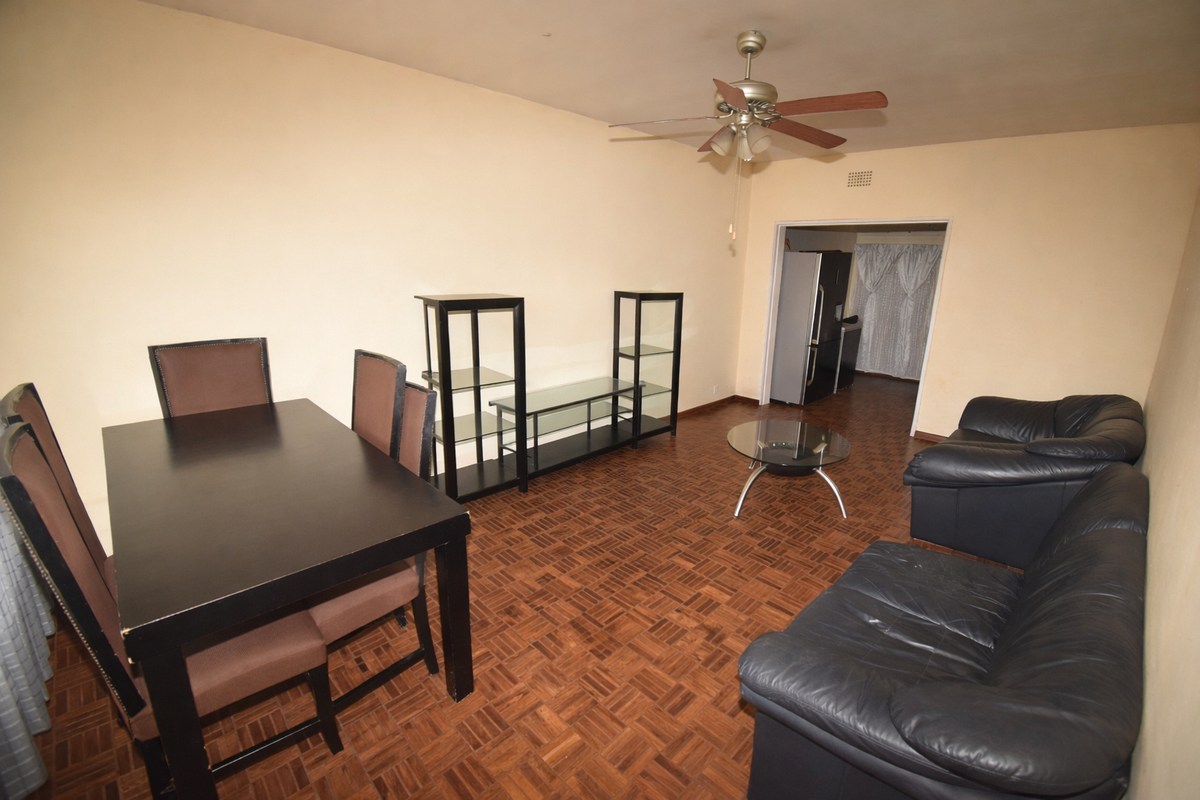 Charming 1-Bedroom Apartment in Prime Location - Photo 4