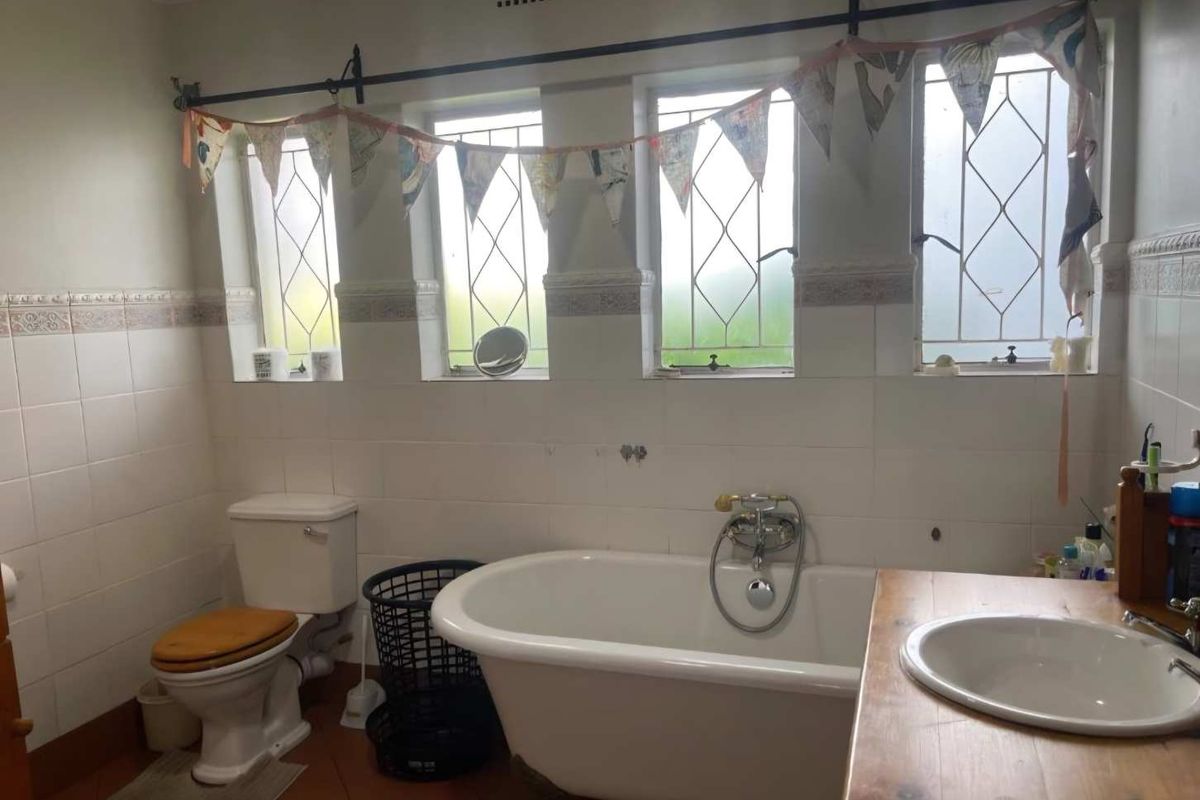 4 Bedroom House For Sale in Vanderbijlpark SE2 - Photo 4