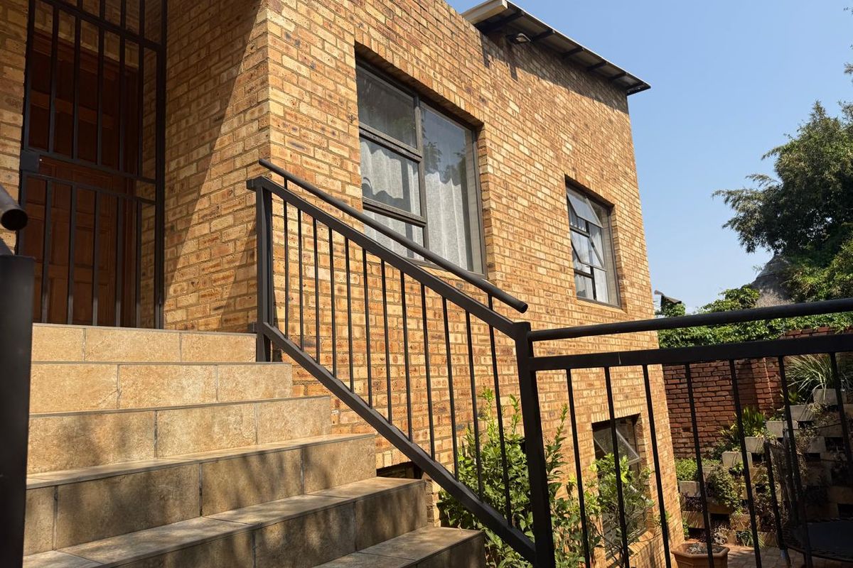 Business Rights: Charming First-Floor Apartment in Secure Schoemansville Community - Photo 3