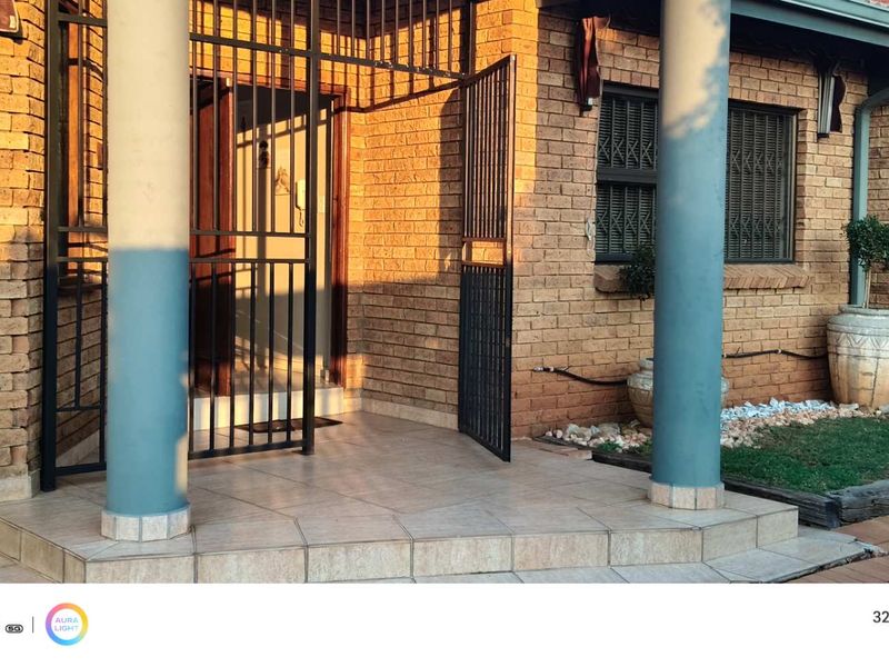 Huge Family Home for Sale in Sought After Suburb - Photo 2
