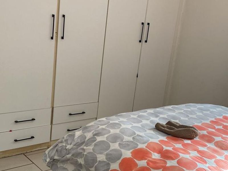 Three bedrooms house for sale in Elandspoort - Photo 8