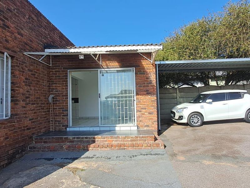 COZY & SECURE GARDEN COTTAGE TO RENT IN ELANDSPARK - Photo 6