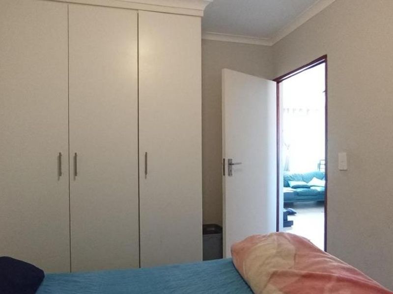 2 Bedroom Apartment For Sale - Photo 10