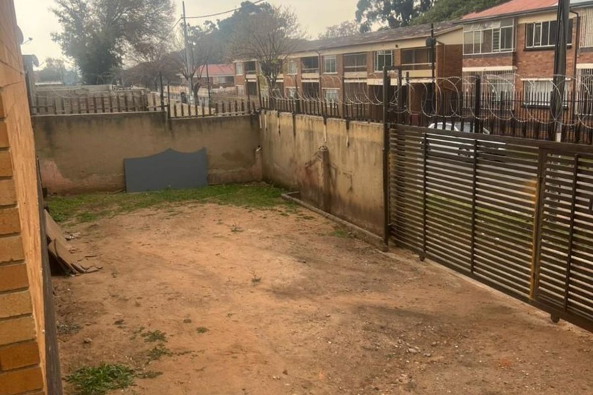 Commercial Property For Sale in Johannesburg - Photo 3