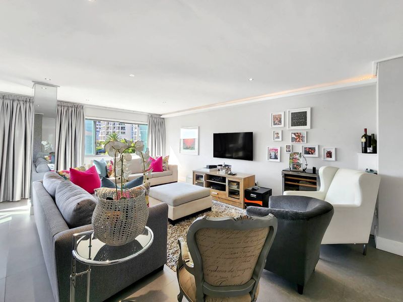 SPACIOUS AND SECURE COASTAL LIVING - Photo 4