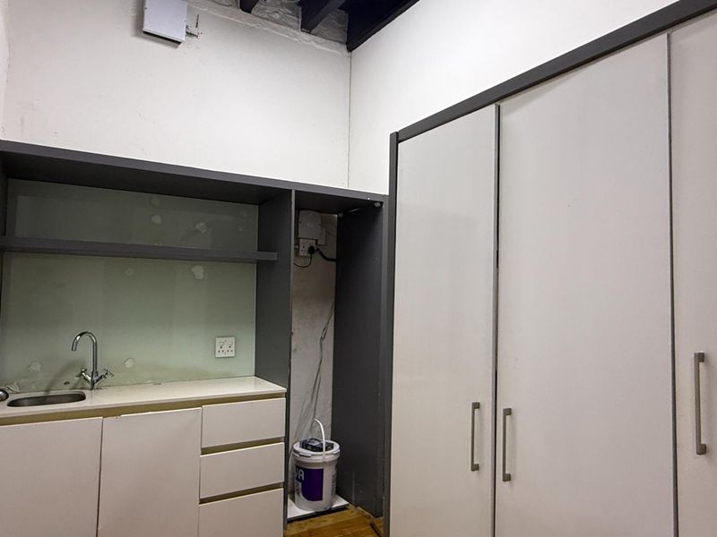 125m2 retail unit to let in Urban Hub - Photo 7