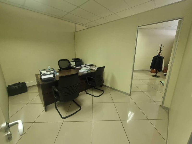 For Sale Windhoek central - Lazarett Commercial - Photo 4