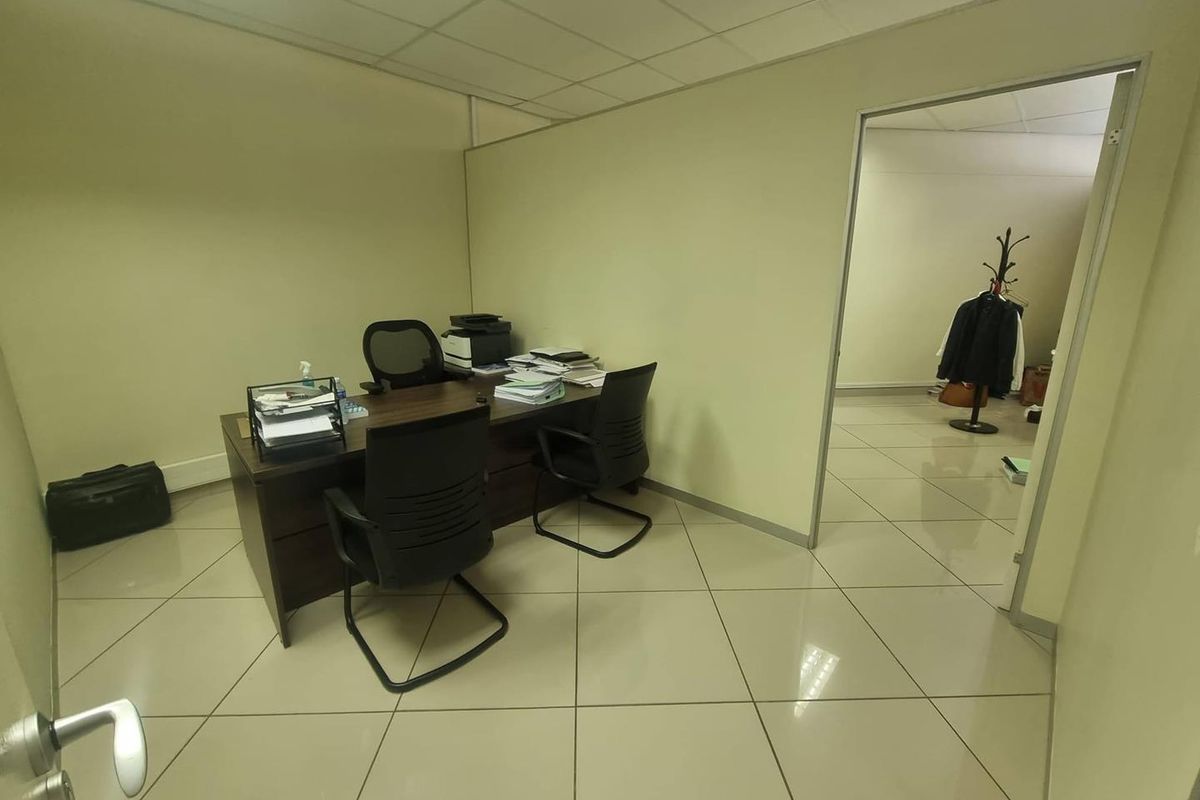 For Sale Windhoek central - Lazarett Commercial - Photo 4