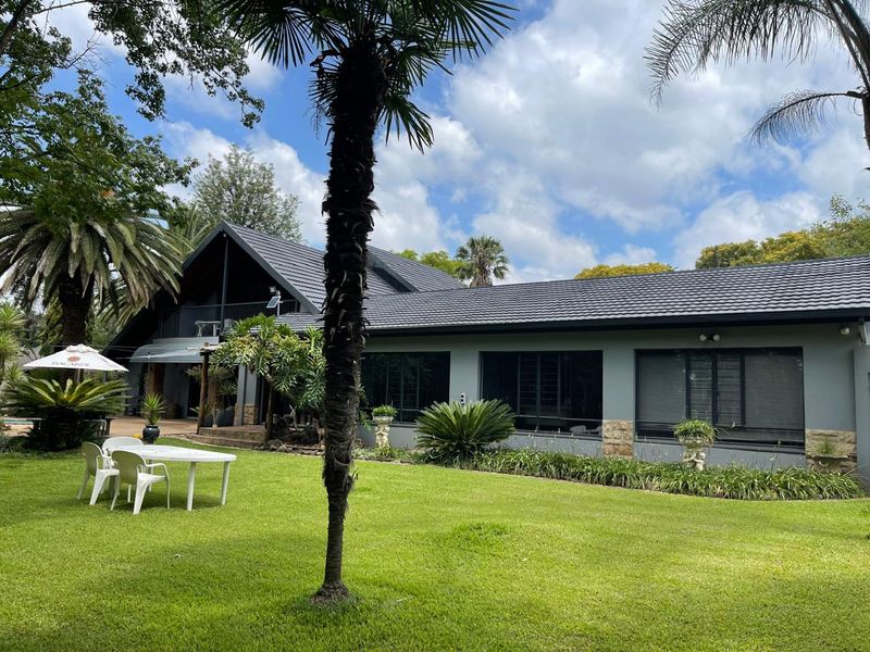 Secure Your Future: Home with Flatlets & Rental Income! - Photo 6