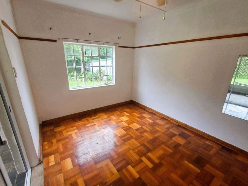 FOR RENT  |  Hillcrest  |  1 Bedroom Garden Bachelor Cottage - Photo 4
