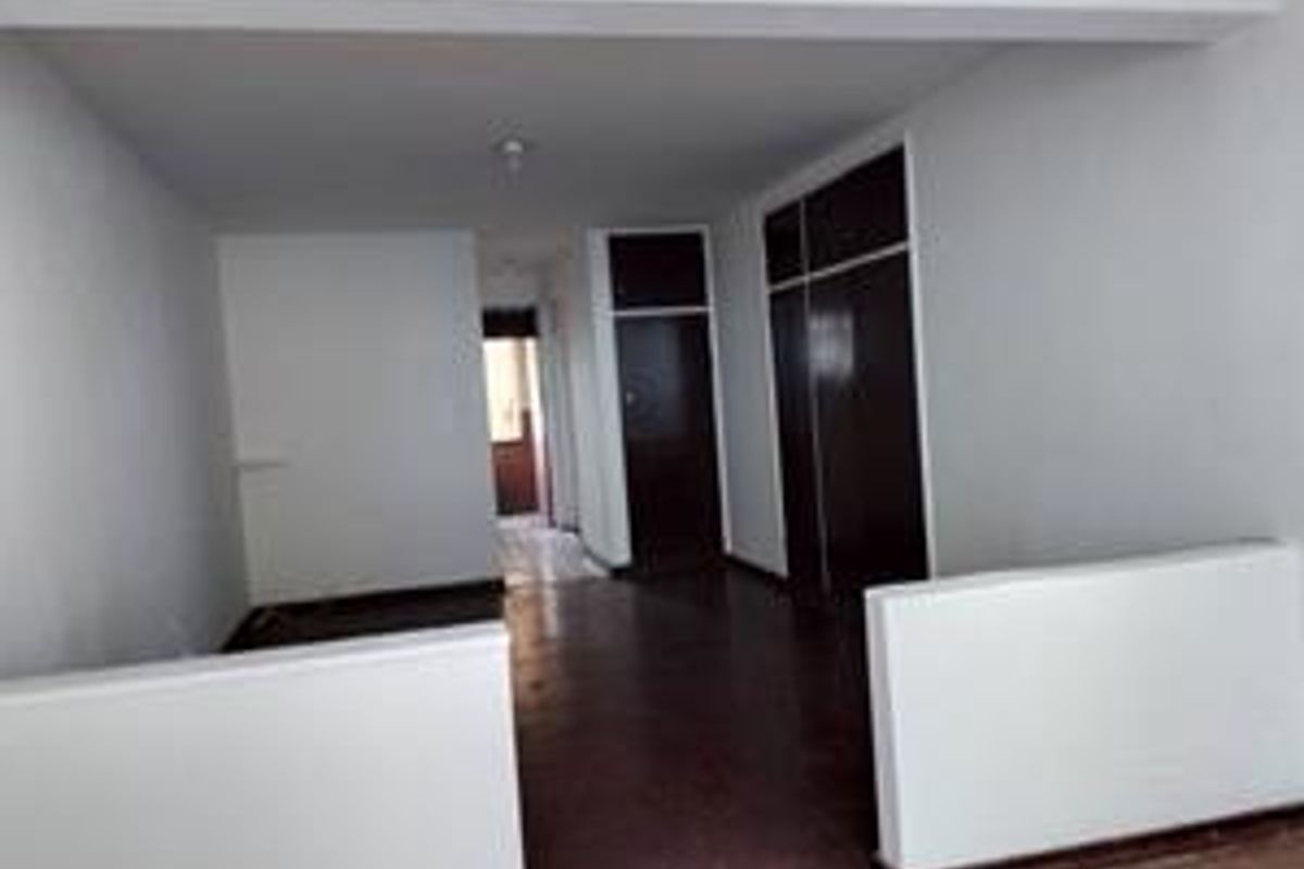 Newly painted bachelor flats for sale in South Beach - Photo 4