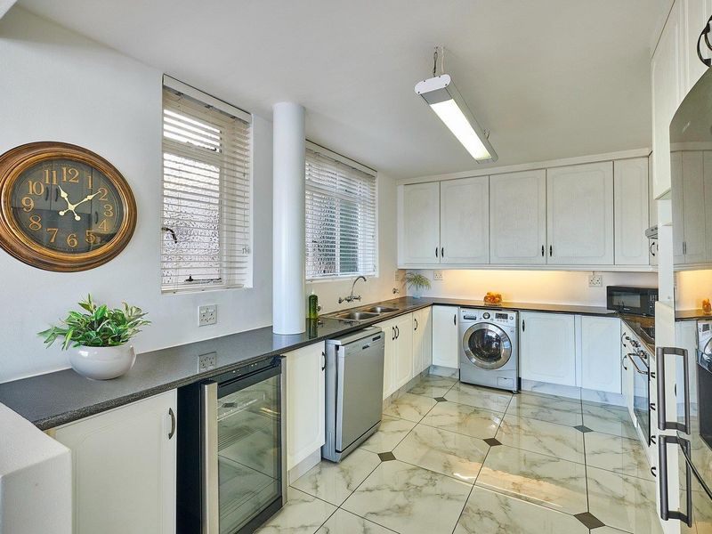 Heritage Sought after Complex Mentone Court! - Photo 6