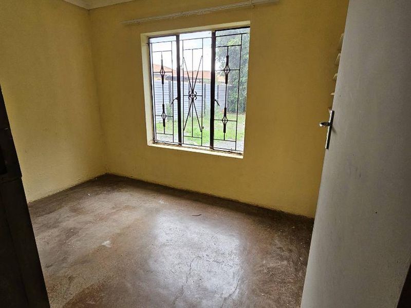 3 bedroom house in clarina - Photo 7