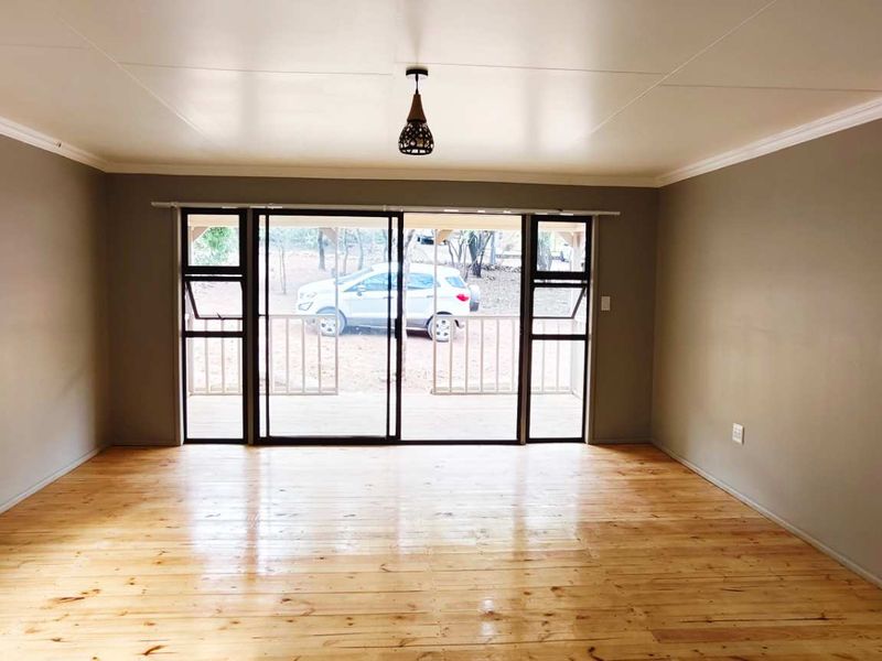 Modern Off-Grid Living: Brand New Nutech Home - Photo 7