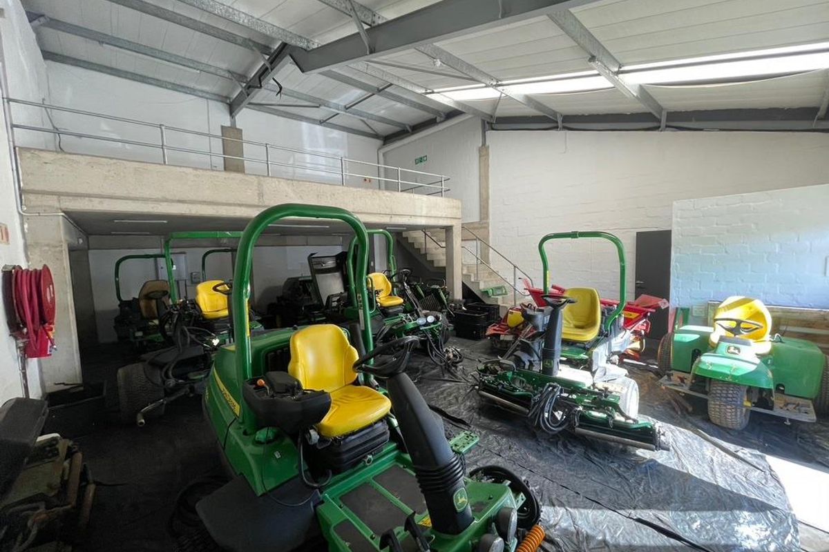 Hendra - Mini Warehouse For Sale – Cornubia Business Park - Photo 3